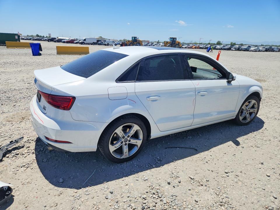 57423876 :رقم المزاد ، WAUB8GFFXH1023018 vin ، 2017 Audi A3 مزاد بيع