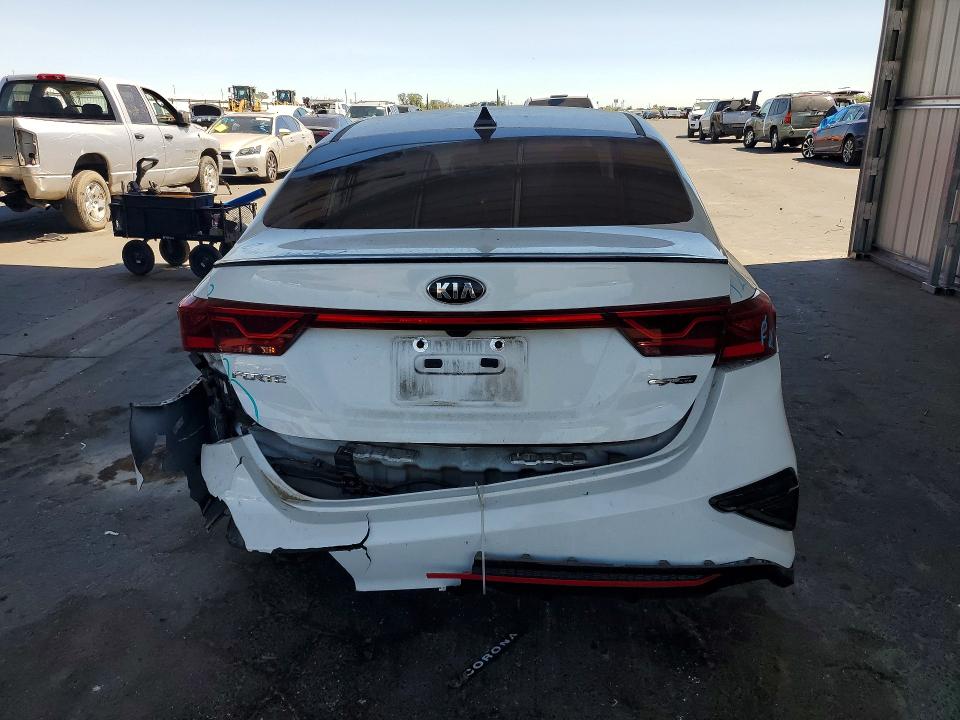 57558596 :رقم المزاد ، 3KPF34ADXME406648 vin ، 2021 Kia Forte مزاد بيع