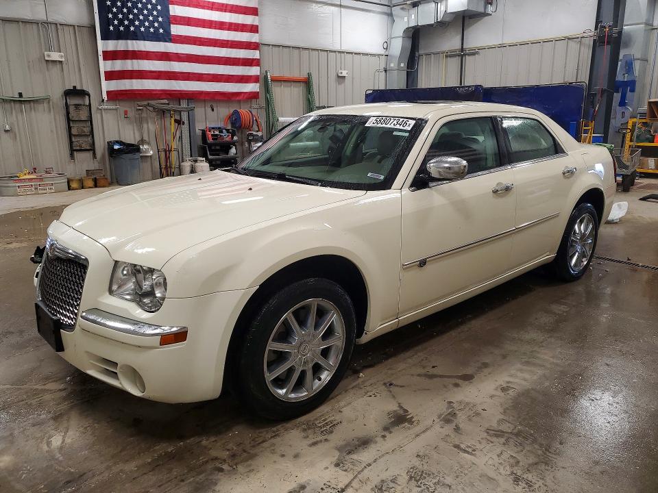Продажа на аукционе авто 2010 Chrysler 300c, vin: 2C3CK6CT2AH239406, номер лота: 58807346