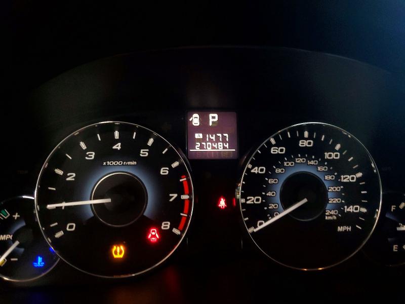 2010 Subaru Outback მანქანა იყიდება აუქციონზე, vin: 4S4BRBHC4A3311984, აუქციონის ნომერი: 59347866