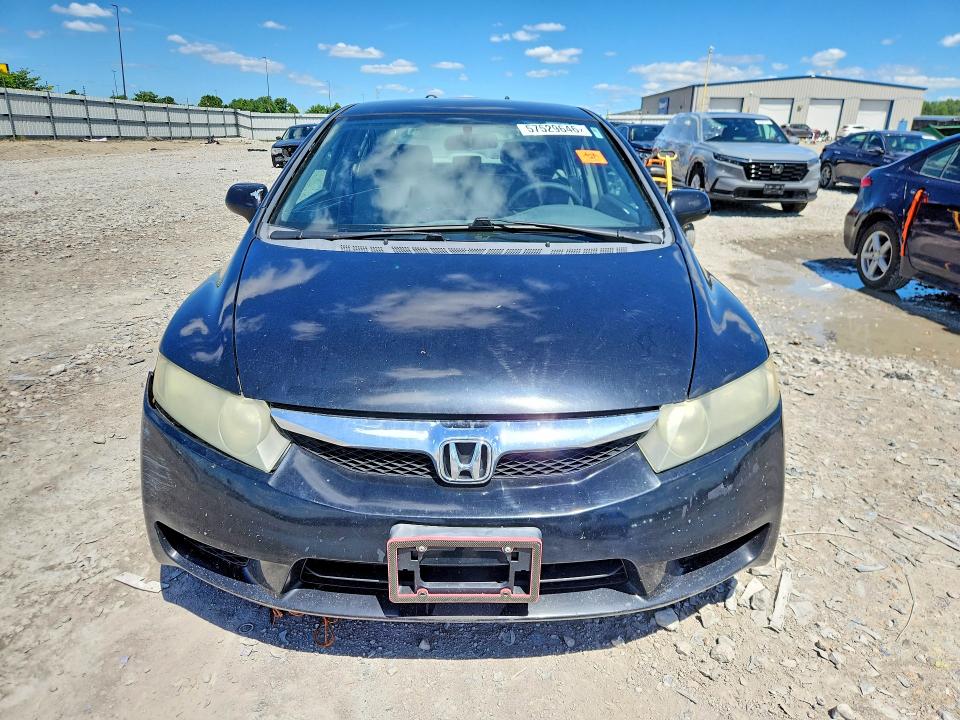 2010 Honda Civic მანქანა იყიდება აუქციონზე, vin: 19XFA1F58AE027990, აუქციონის ნომერი: 57529646