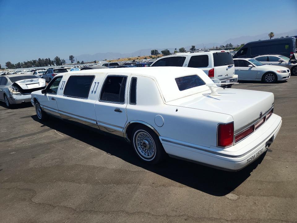 58934096 :رقم المزاد ، 1LNCM81F4LY774661 vin ، 1990 Lincoln Town Car مزاد بيع