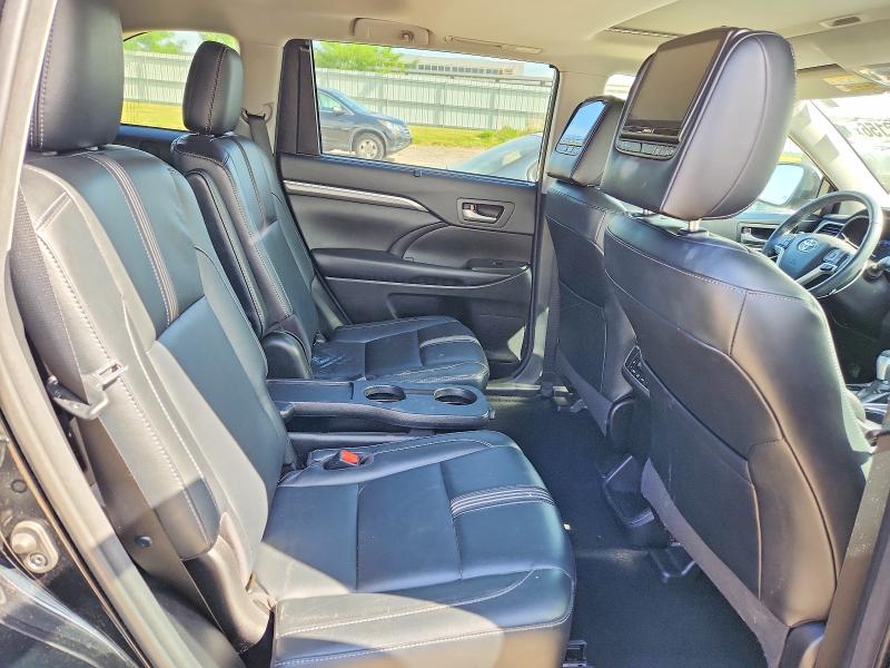 Aukcja sprzedaży 2018 Toyota Highlander, vin: 5TDJZRFH9JS560027, numer aukcji: 55762156