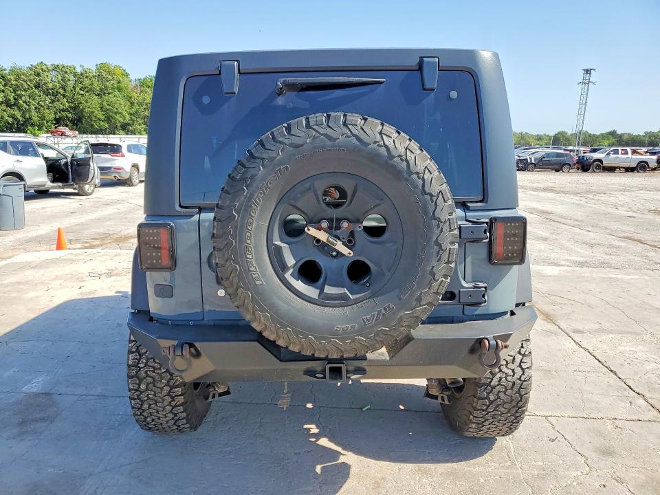 56582676 :رقم المزاد ، 1C4BJWDG3EL261046 vin ، 2014 Jeep Wrangler Unlimited مزاد بيع