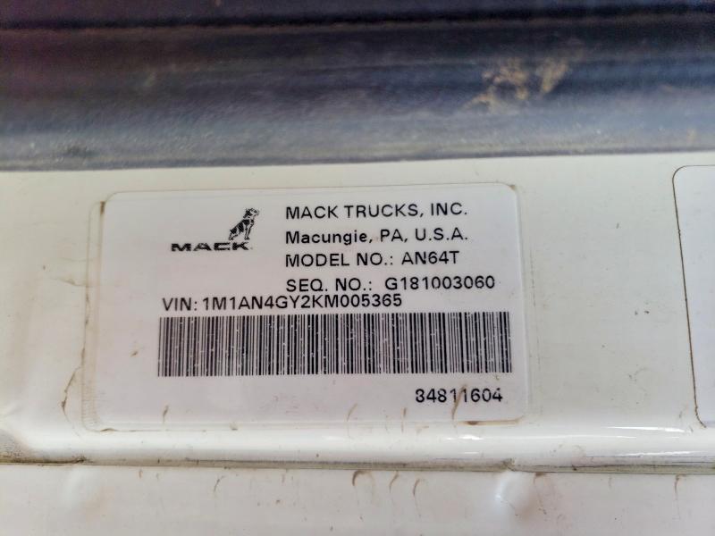 55776036 :رقم المزاد ، 1M1AN4GY2KM005365 vin ، 2019 Mack Anthem مزاد بيع