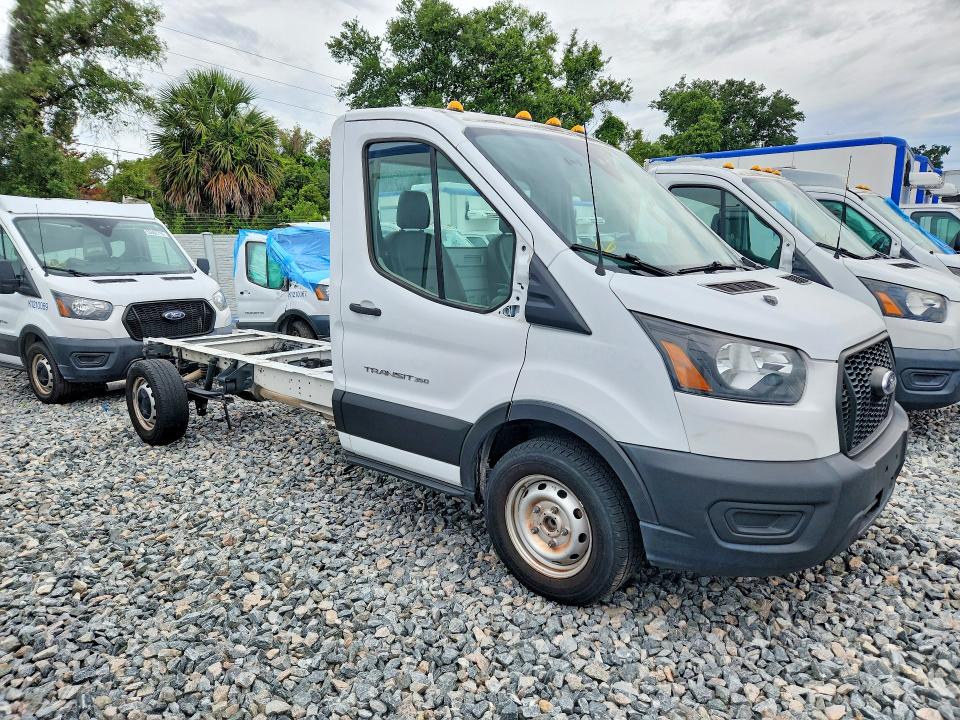 55571666 :رقم المزاد ، 1FDBW5Z86NKA01528 vin ، 2022 Ford Transit مزاد بيع