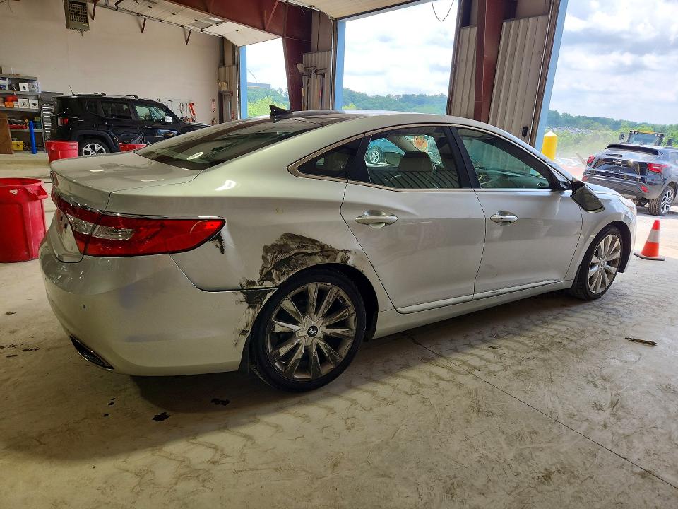 57113226 :رقم المزاد ، KMHFH4JG5DA213124 vin ، 2013 Hyundai Azera مزاد بيع