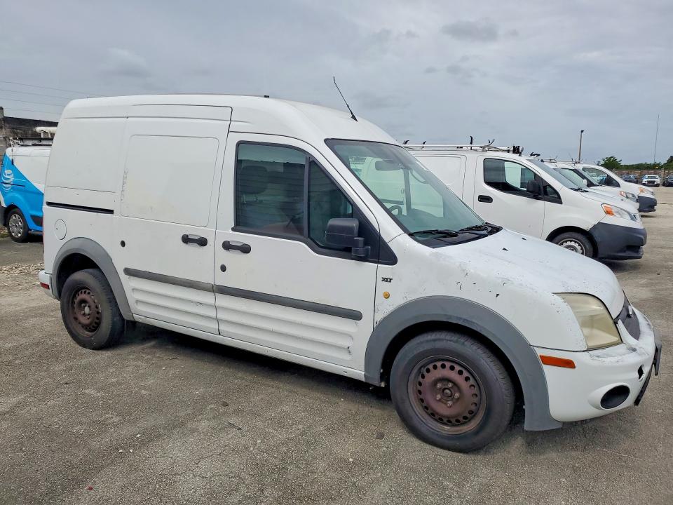 2013 Ford Transit Connect მანქანა იყიდება აუქციონზე, vin: NM0LS7BN2DT135040, აუქციონის ნომერი: 54774486