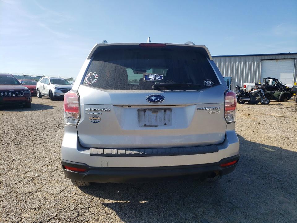 55891286 :رقم المزاد ، JF2SJAECXHH409233 vin ، 2017 Subaru Forester مزاد بيع