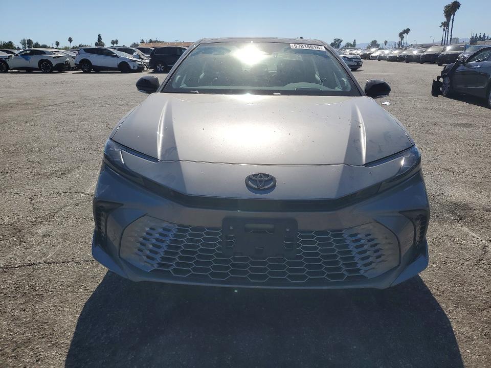 Продажа на аукционе авто 2026 Toyota Camry, vin: 4T1DBADK5TU548842, номер лота: 57018616