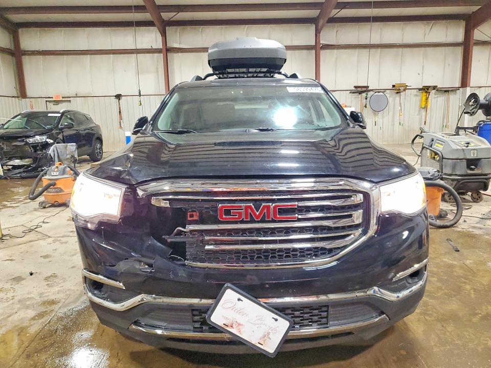 58599476 :رقم المزاد ، 1GKKNULS8JZ175855 vin ، 2018 Gmc Acadia مزاد بيع