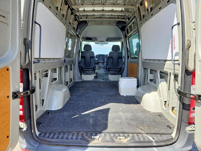 58881206 :رقم المزاد ، WD3FE7CD8JP619712 vin ، 2018 Mercedes-benz Sprinter مزاد بيع