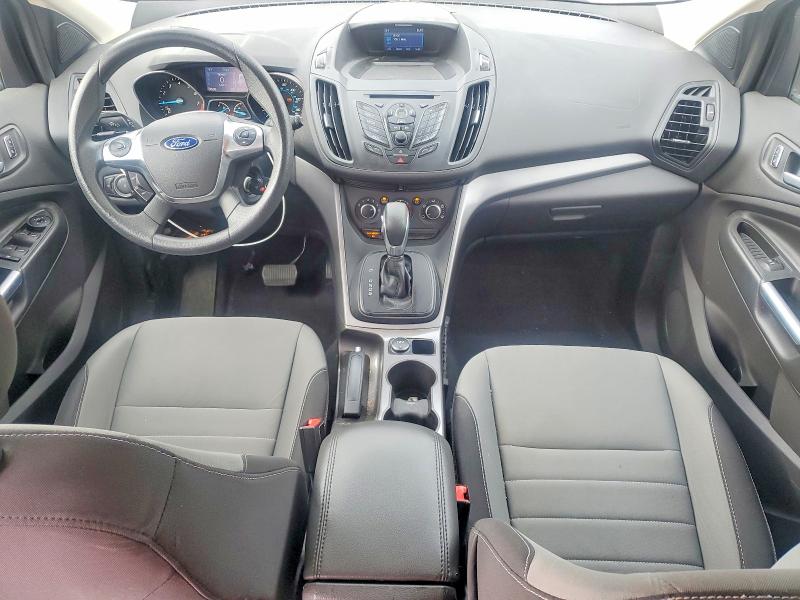 2015 Ford Escape მანქანა იყიდება აუქციონზე, vin: 1FMCU0GX0FUC60304, აუქციონის ნომერი: 55706036