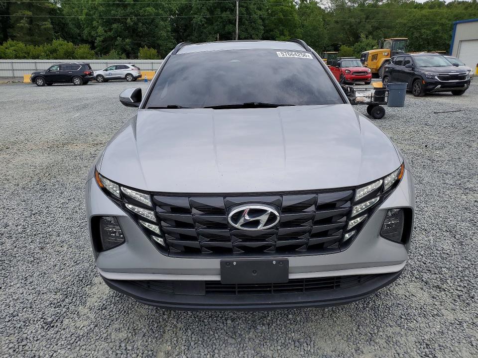 57664256 :رقم المزاد ، 5NMJFCAE0NH099330 vin ، 2022 Hyundai Tucson مزاد بيع