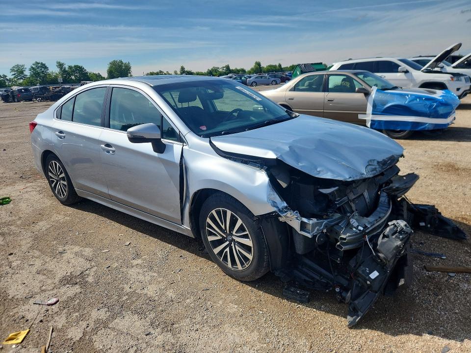 57867146 :رقم المزاد ، 4S3BNAH60J3038806 vin ، 2018 Subaru Legacy مزاد بيع