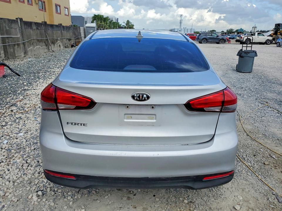 Продаж на аукціоні авто 2018 Kia Forte, vin: 3KPFK4A74JE245741, номер лоту: 58770706