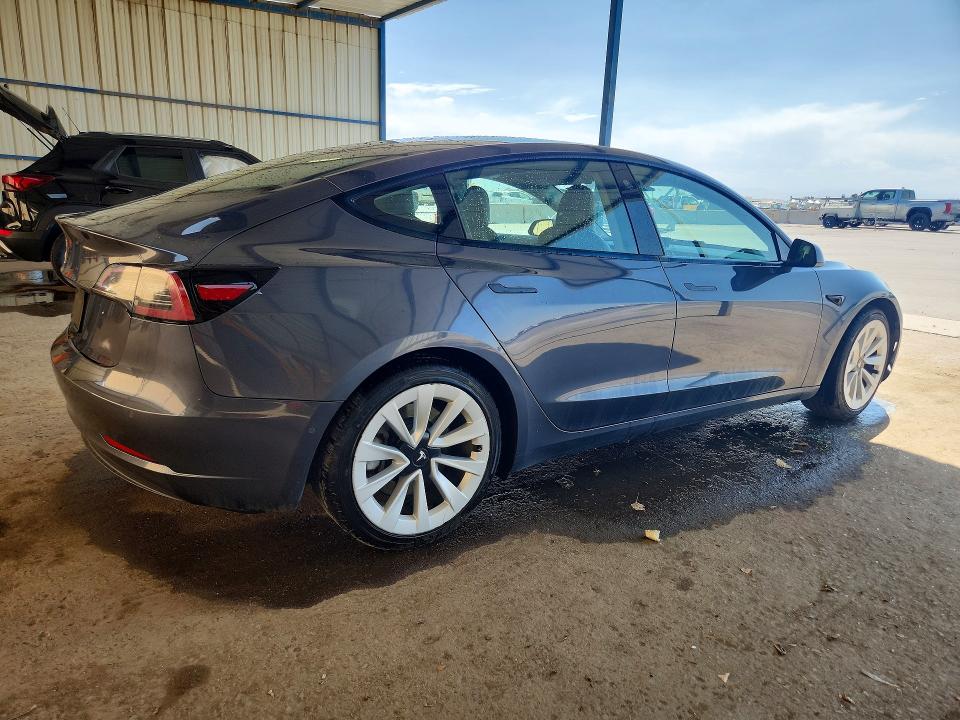 58396256 :رقم المزاد ، 5YJ3E1EA0NF370024 vin ، 2022 Tesla Model 3 مزاد بيع