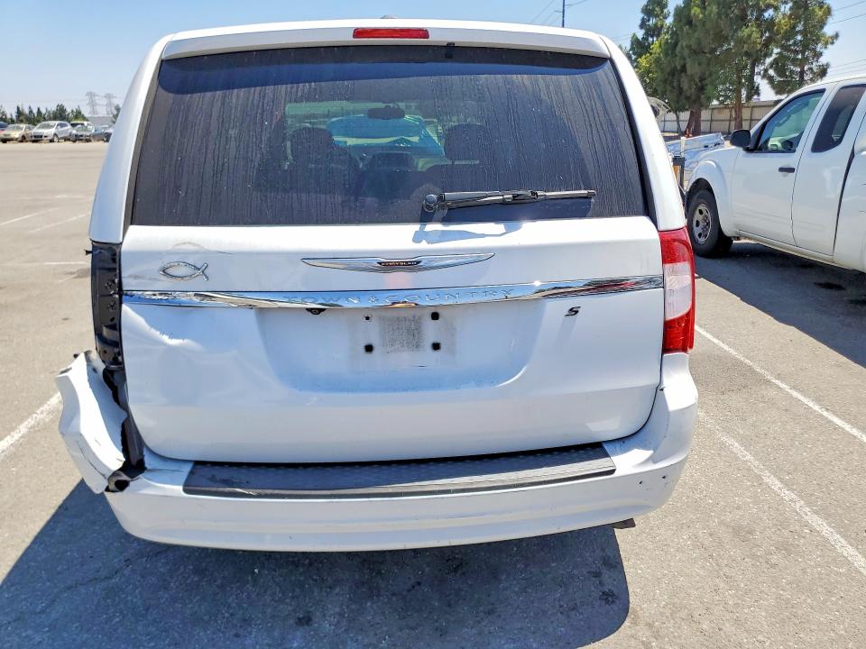 2014 Chrysler Town & Country მანქანა იყიდება აუქციონზე, vin: 2C4RC1HG3ER234524, აუქციონის ნომერი: 58625826