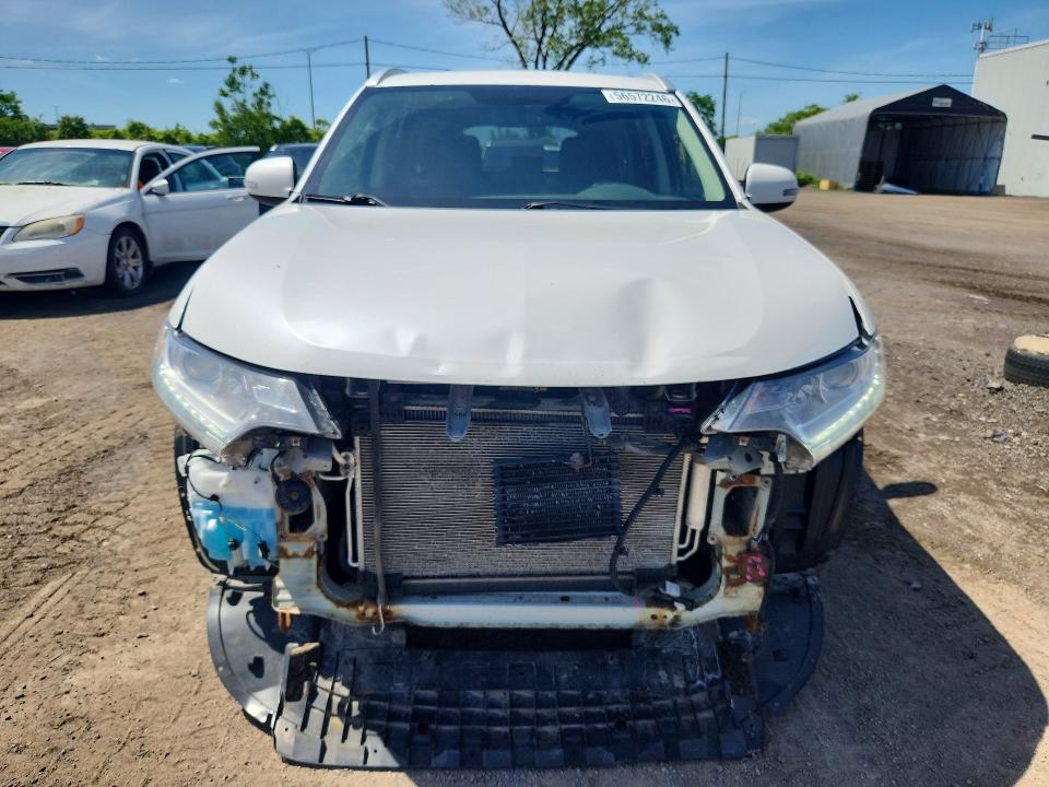 2017 Mitsubishi Outlander მანქანა იყიდება აუქციონზე, vin: JA4JZ3AX7HZ611636, აუქციონის ნომერი: 56572246