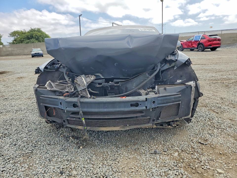 57447946 :رقم المزاد ، 5YJSA1CN6DFP27377 vin ، 2013 Tesla Model S مزاد بيع