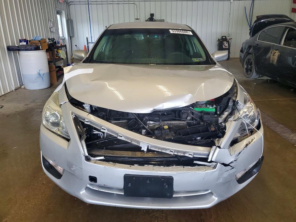 2015 Nissan Altima მანქანა იყიდება აუქციონზე, vin: 1N4AL3AP5FC470496, აუქციონის ნომერი: 55986086