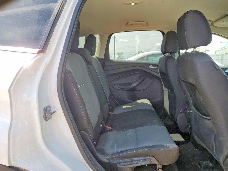 2015 Ford Escape მანქანა იყიდება აუქციონზე, vin: 1FMCU9GX4FUC57250, აუქციონის ნომერი: 58430476