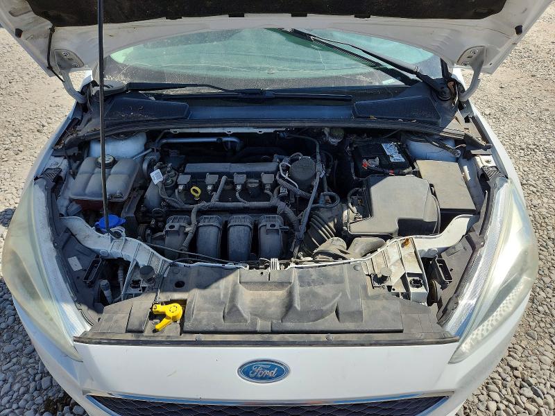 55946846 :رقم المزاد ، 1FADP3K22FL281986 vin ، 2015 Ford Focus مزاد بيع