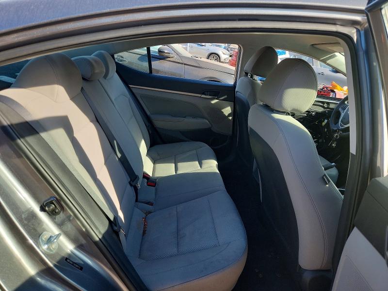 55722356 :رقم المزاد ، 5NPD84LF7JH384753 vin ، 2018 Hyundai Elantra مزاد بيع