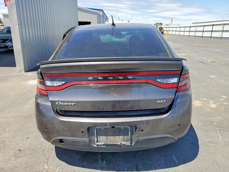 2015 Dodge Dart მანქანა იყიდება აუქციონზე, vin: 1C3CDFBB7FD336558, აუქციონის ნომერი: 58830586