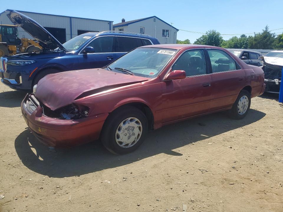 55781566 :رقم المزاد ، 4T1BG22K3XU407131 vin ، 1999 Toyota Camry مزاد بيع
