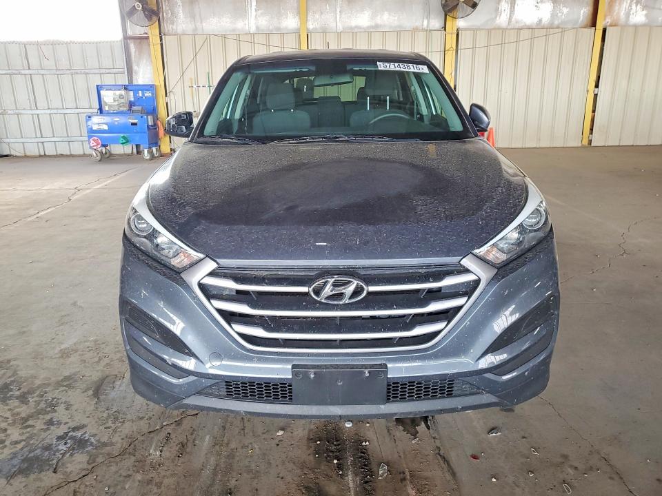 57143816 :رقم المزاد ، KM8J23A43HU448055 vin ، 2017 Hyundai Tucson مزاد بيع