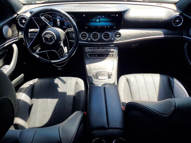 59232836 :رقم المزاد ، W1KZF8DB7NB052422 vin ، 2022 Mercedes-benz E مزاد بيع