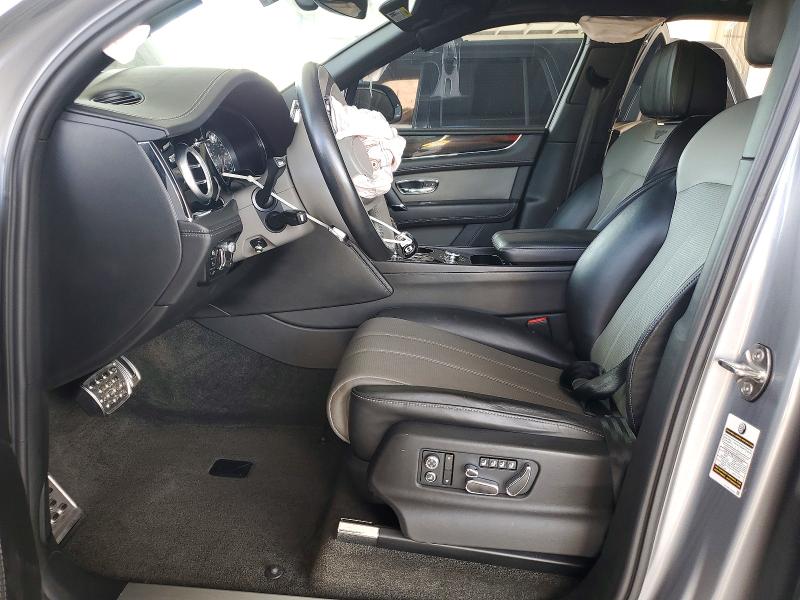 Продажа на аукционе авто 2018 Bentley Bentayga, vin: SJAAC2ZV6JC017814, номер лота: 59143166