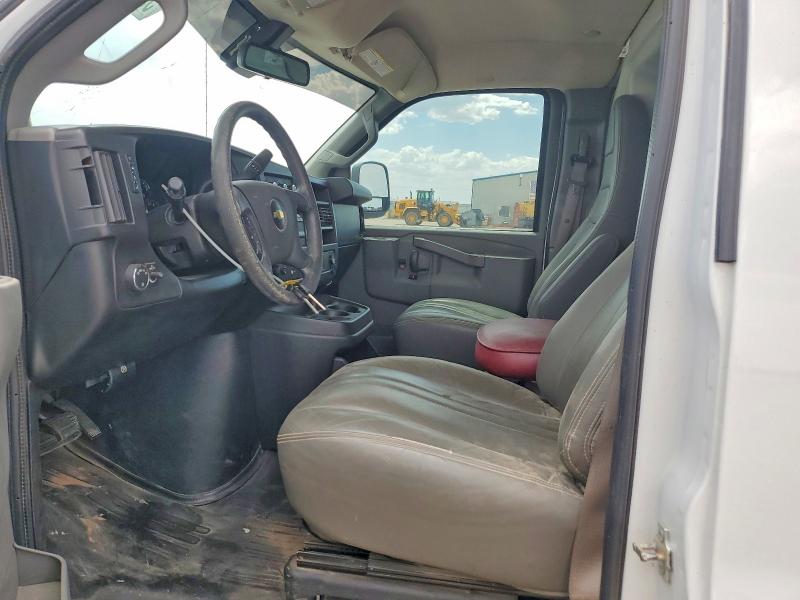 59533436 :رقم المزاد ، 1GCWGAFP8M1219630 vin ، 2021 Chevrolet Express G2500 مزاد بيع
