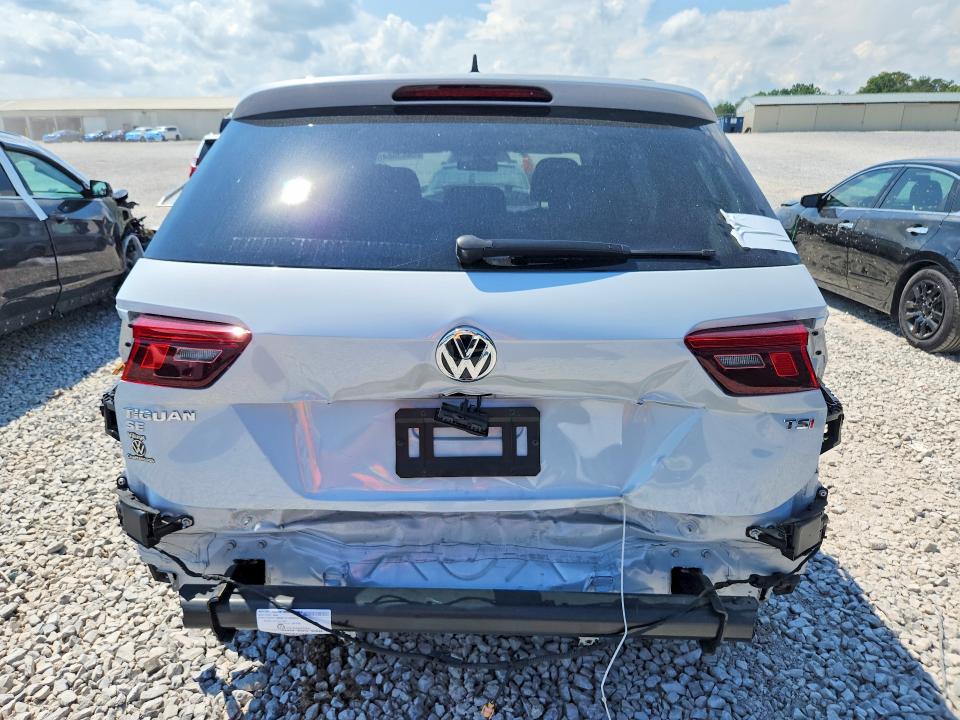 58836646 :رقم المزاد ، 3VV3B7AX8JM193624 vin ، 2018 Volkswagen Tiguan مزاد بيع