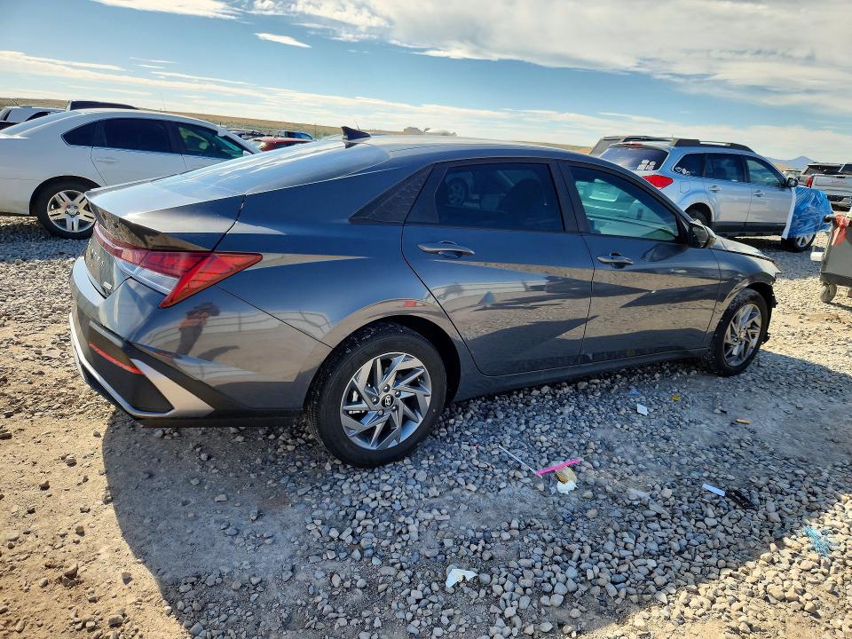 Продаж на аукціоні авто 2024 Hyundai Elantra, vin: KMHLM4DJ2RU108326, номер лоту: 55447916