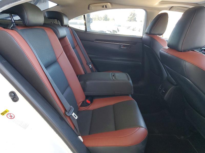 57047716 :رقم المزاد ، JTHBK1GG9F2180019 vin ، 2015 Lexus Es مزاد بيع