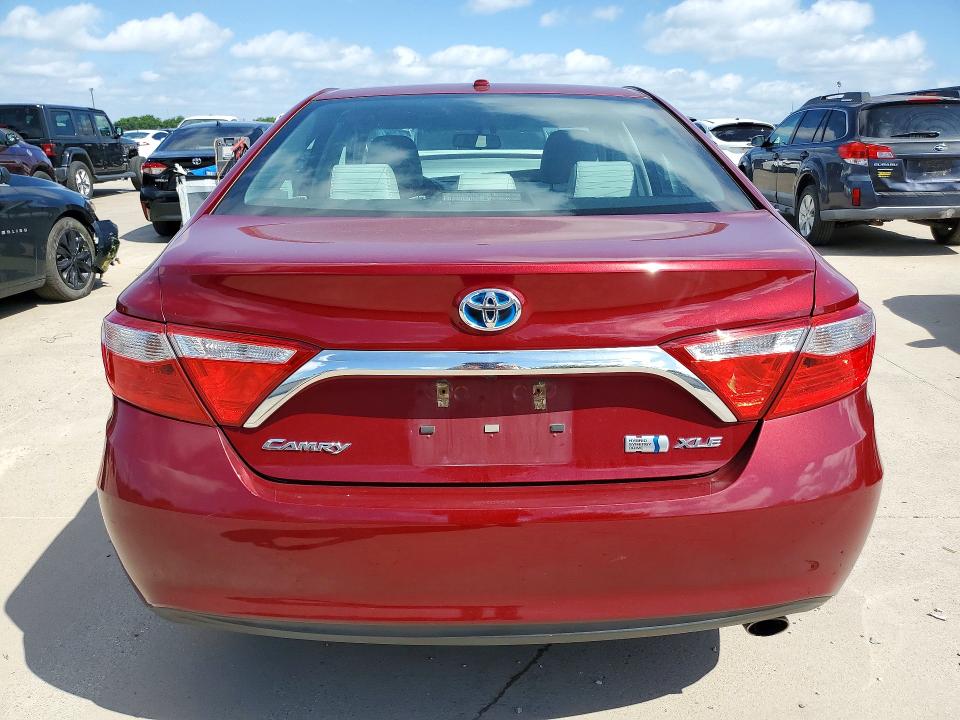 56251036 :رقم المزاد ، 4T1BD1FK0FU144088 vin ، 2015 Toyota Camry Hybrid مزاد بيع