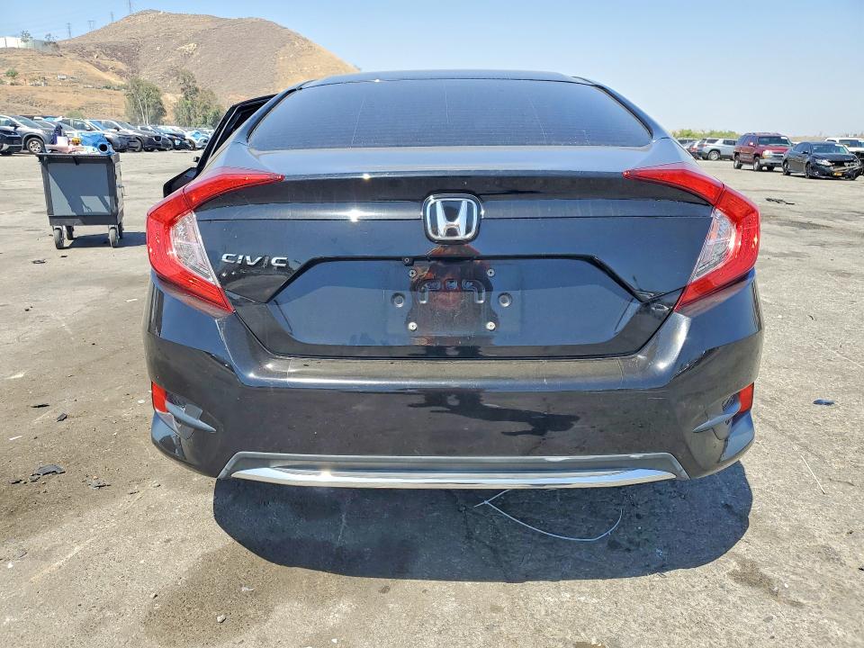56539576 :رقم المزاد ، 19XFC2F6XME200230 vin ، 2021 Honda Civic مزاد بيع