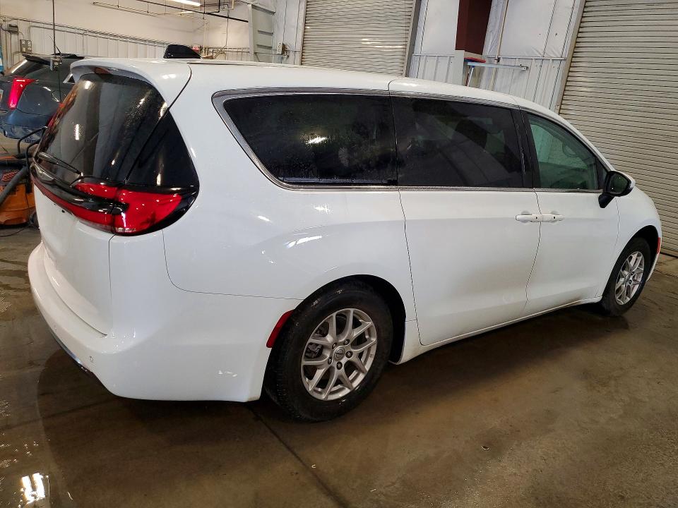 Продажа на аукционе авто 2023 Chrysler Pacifica, vin: 2C4RC1BG6PR591157, номер лота: 56528656