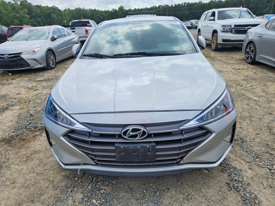2019 Hyundai Elantra მანქანა იყიდება აუქციონზე, vin: KMHD84LF0KU738907, აუქციონის ნომერი: 57859246
