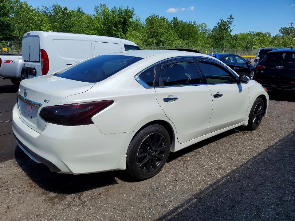 Продажа на аукционе авто 2017 Nissan Altima, vin: 1N4AL3AP3HC250048, номер лота: 56678976