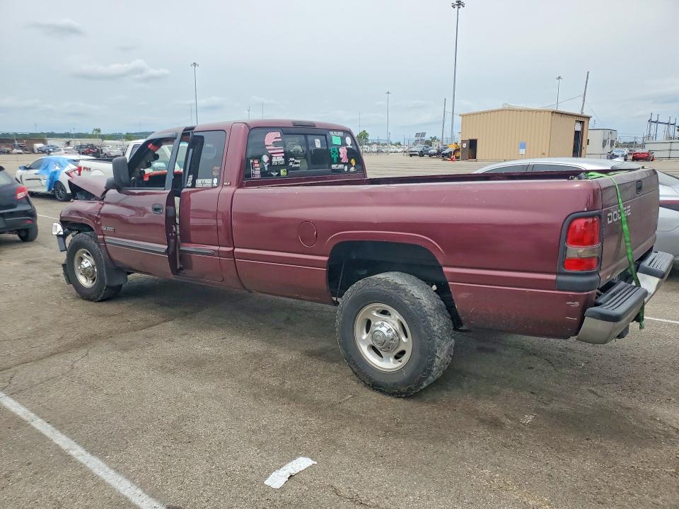 57087536 :رقم المزاد ، 3B7KC23711G754204 vin ، 2001 Dodge Ram 2500 مزاد بيع