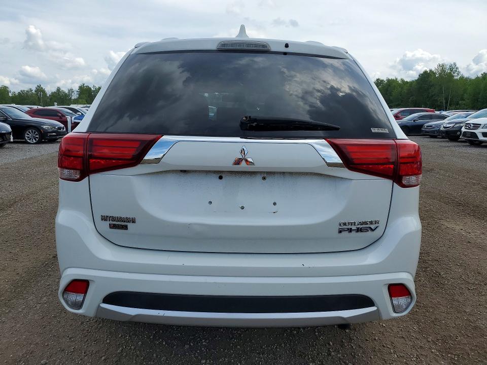 2018 Mitsubishi Outlander მანქანა იყიდება აუქციონზე, vin: JA4J24A58JZ611174, აუქციონის ნომერი: 51009316