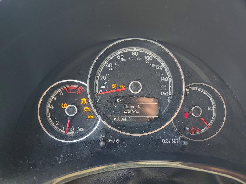 Продаж на аукціоні авто 2018 Volkswagen Beetle, vin: 3VWFD7AT6JM702853, номер лоту: 58380826