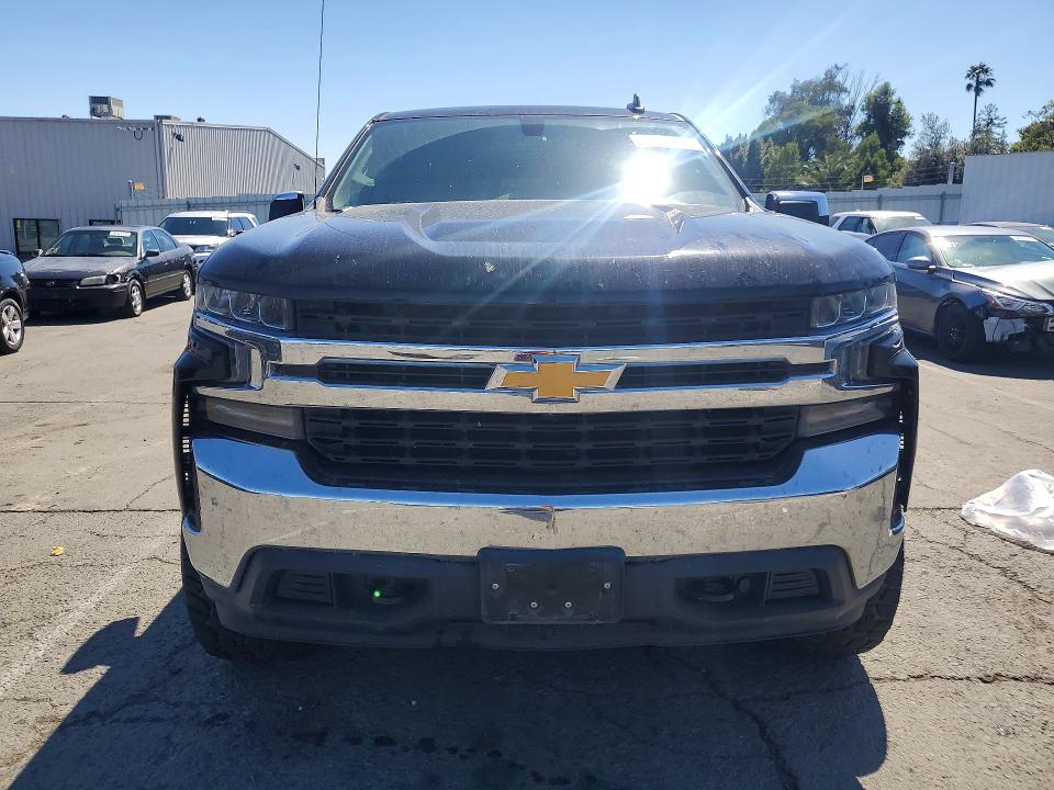 Продажа на аукционе авто 2020 Chevrolet Silverado, vin: 3GCUYDET9LG224596, номер лота: 56830696