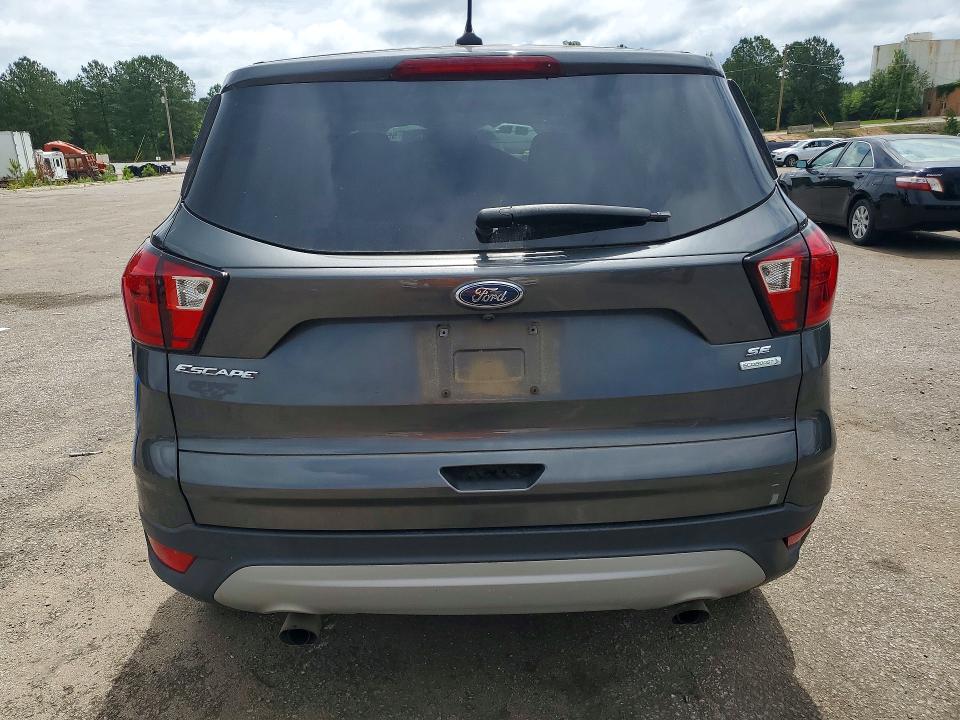 55214366 :رقم المزاد ، 1FMCU0GD7KUA11241 vin ، 2019 Ford Escape مزاد بيع