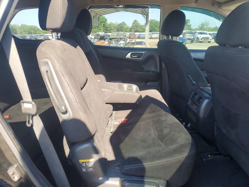 56486486 :رقم المزاد ، 5N1AR2MN6FC605185 vin ، 2015 Nissan Pathfinder مزاد بيع
