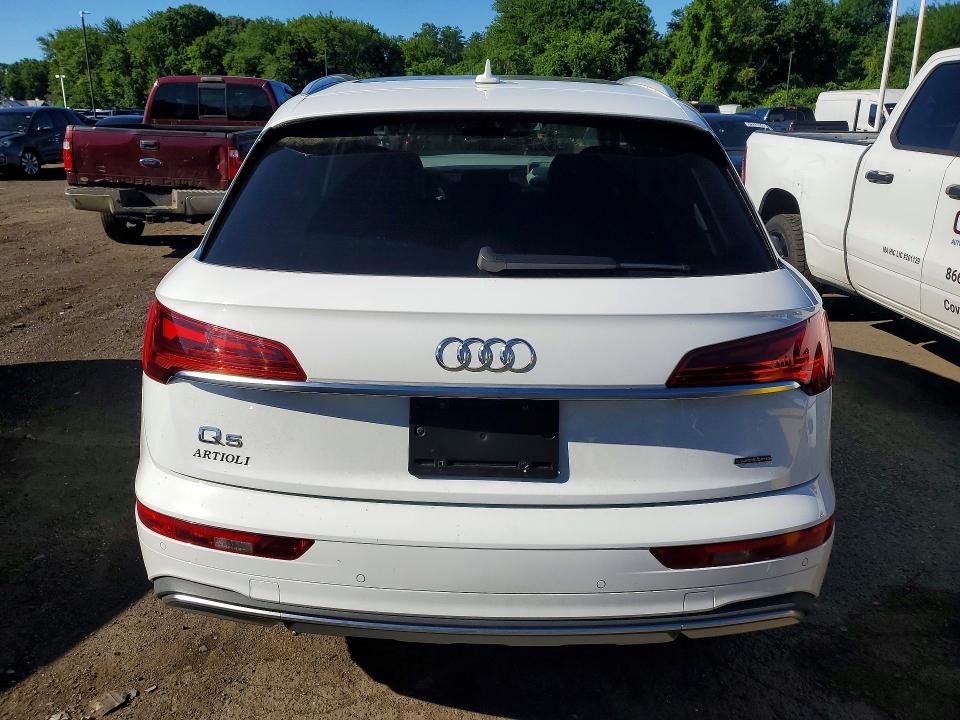 Продаж на аукціоні авто 2021 Audi Q5, vin: WA1BAAFY2M2020215, номер лоту: 57320546