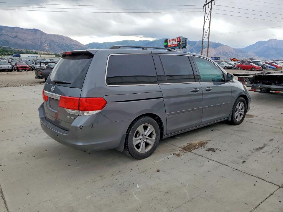 56794636 :رقم المزاد ، 5FNRL3H95AB018905 vin ، 2010 Honda Odyssey مزاد بيع